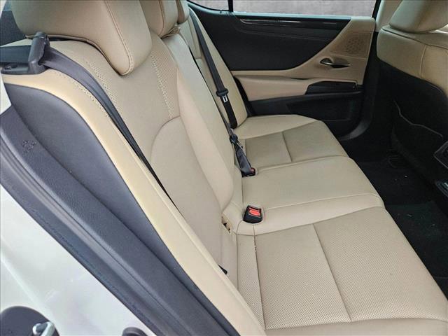 used 2019 Lexus ES 350 car, priced at $26,992