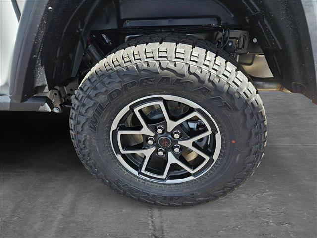 new 2025 Jeep Gladiator car, priced at $48,956