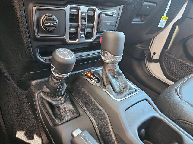 new 2025 Jeep Wrangler car, priced at $47,634