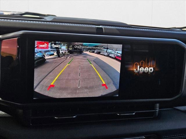 new 2025 Jeep Wrangler car, priced at $46,734