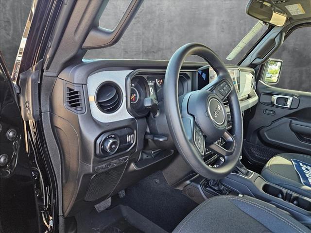 new 2025 Jeep Wrangler car, priced at $38,467