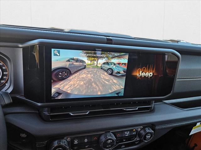 new 2025 Jeep Gladiator car, priced at $41,912