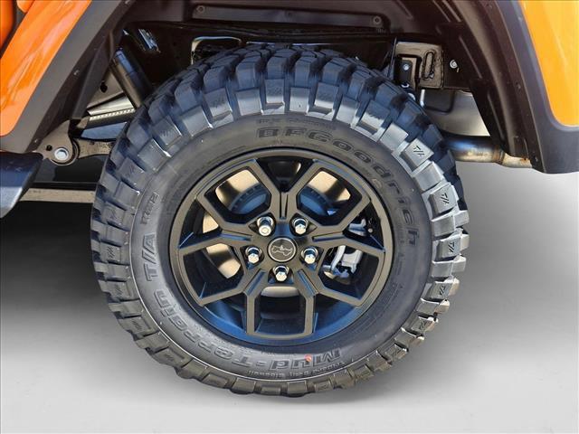 new 2025 Jeep Gladiator car, priced at $41,912