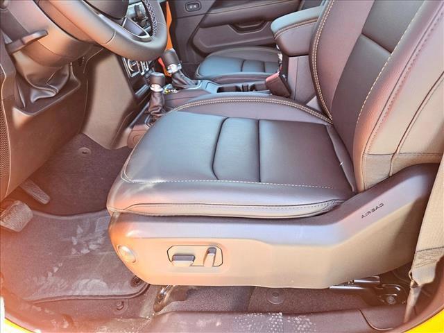 new 2025 Jeep Gladiator car, priced at $41,912