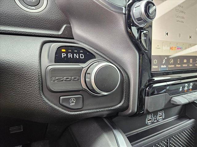 new 2025 Ram 1500 car, priced at $47,557