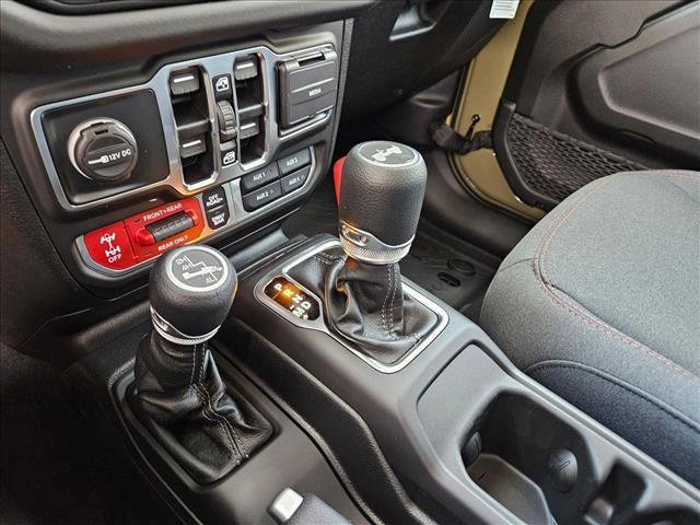 new 2025 Jeep Wrangler car, priced at $55,593