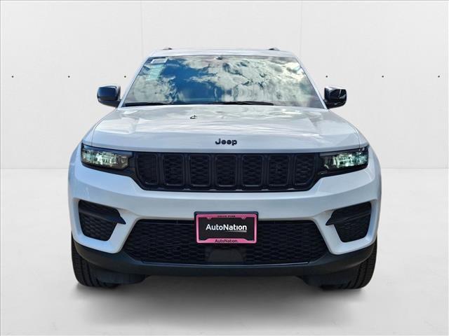 new 2025 Jeep Grand Cherokee car, priced at $39,320