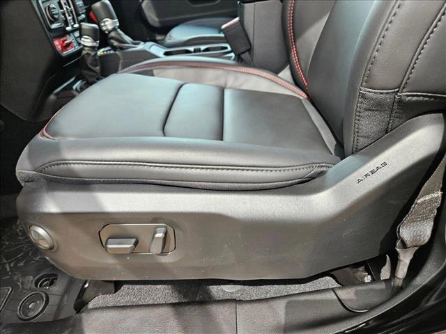new 2025 Jeep Gladiator car, priced at $49,800