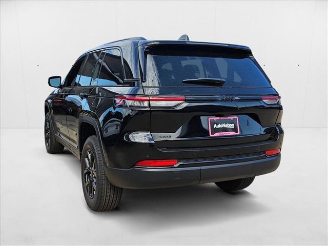 new 2025 Jeep Grand Cherokee car, priced at $35,997