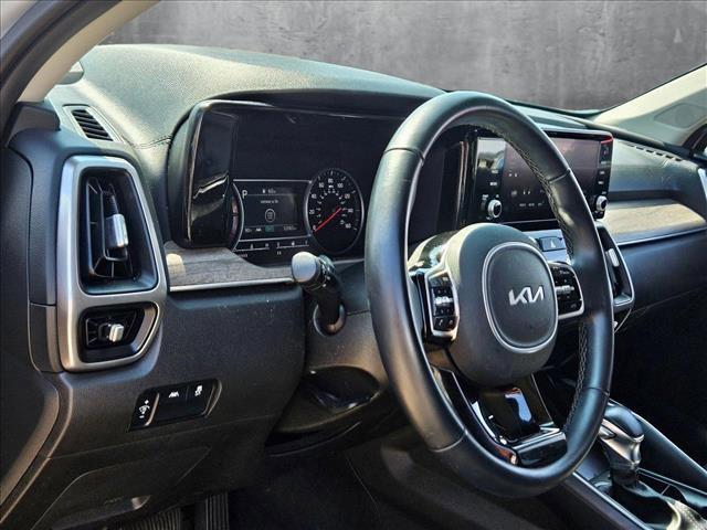 used 2022 Kia Sorento car, priced at $26,985