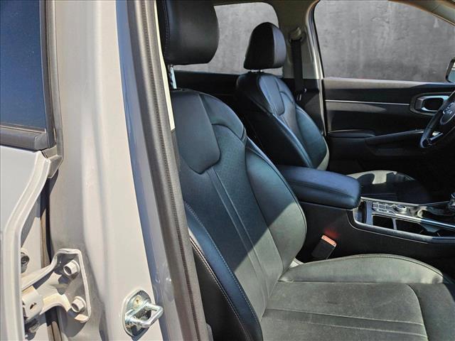 used 2022 Kia Sorento car, priced at $26,985