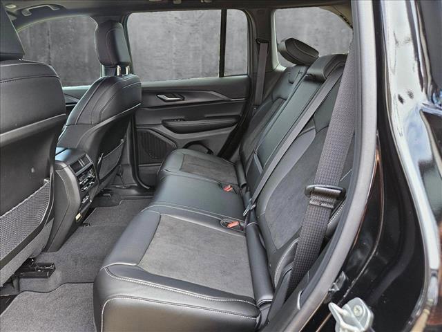 new 2025 Jeep Grand Cherokee car, priced at $37,046