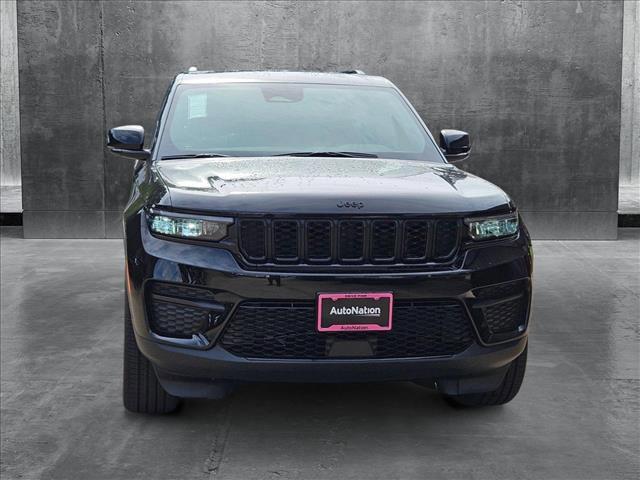 new 2025 Jeep Grand Cherokee car, priced at $37,046