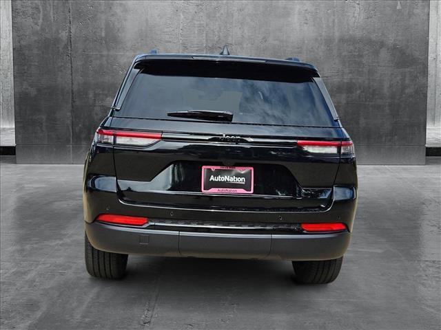 new 2025 Jeep Grand Cherokee car, priced at $37,046