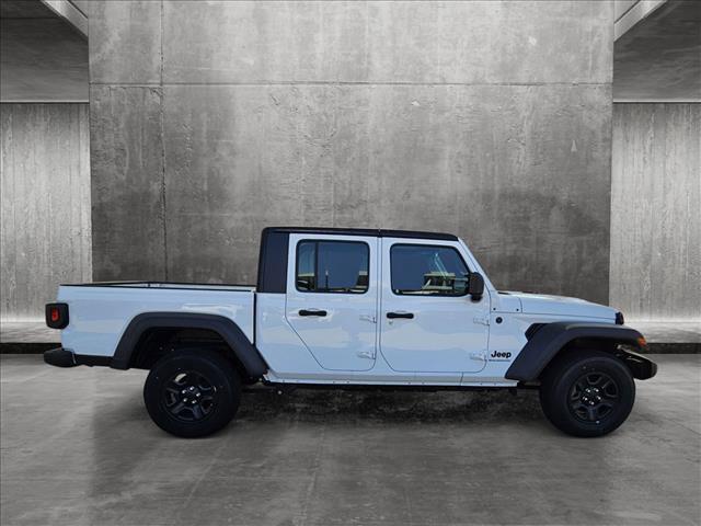 new 2024 Jeep Gladiator car, priced at $33,723