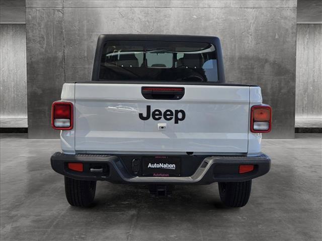 new 2024 Jeep Gladiator car, priced at $33,723