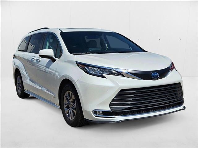 used 2021 Toyota Sienna car, priced at $31,885