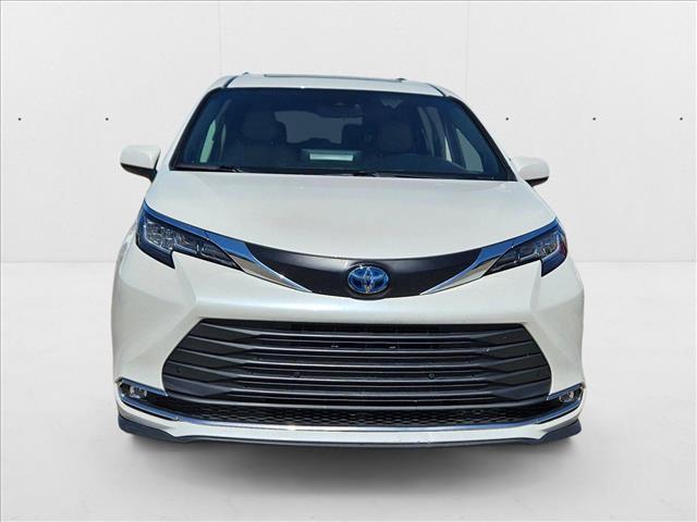 used 2021 Toyota Sienna car, priced at $31,885