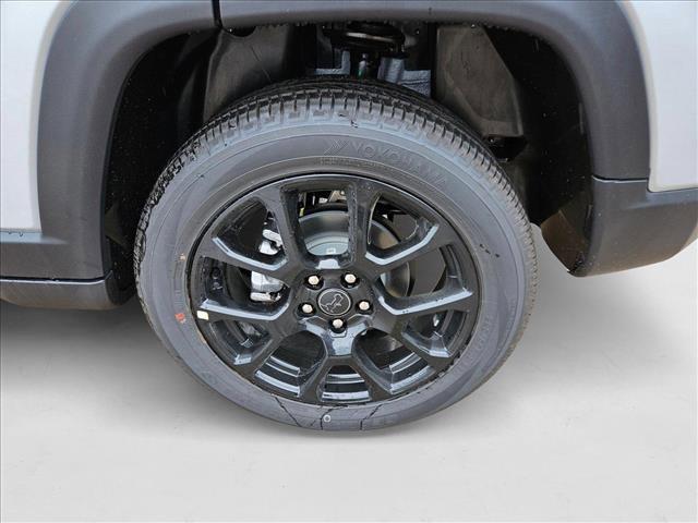 new 2025 Jeep Compass car, priced at $26,882