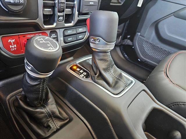 new 2025 Jeep Gladiator car, priced at $49,334