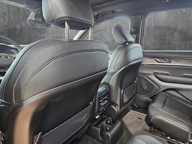 new 2025 Jeep Grand Cherokee L car, priced at $45,515