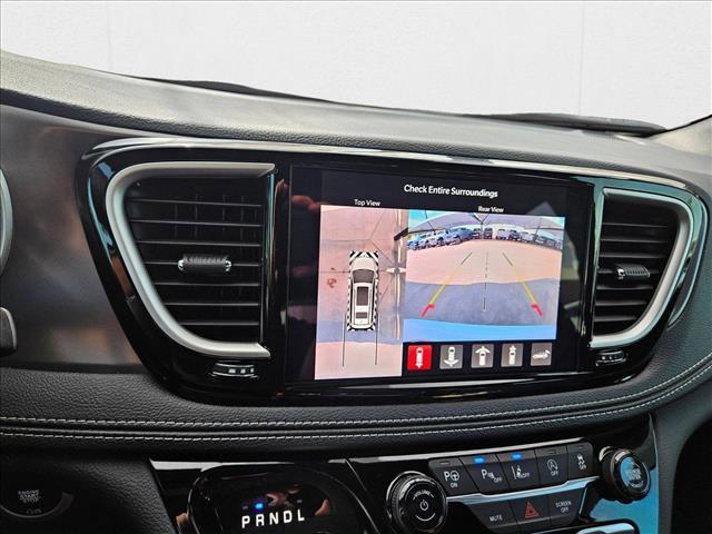 new 2025 Chrysler Pacifica car, priced at $36,997