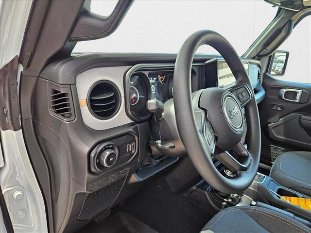 new 2025 Jeep Wrangler car, priced at $35,094