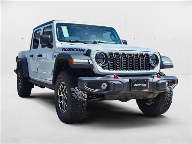 new 2025 Jeep Gladiator car, priced at $45,252