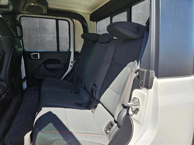 new 2025 Jeep Gladiator car, priced at $47,002