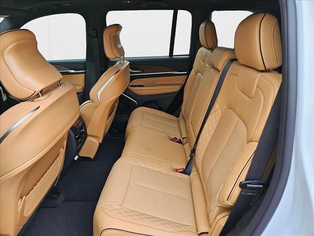 new 2025 Jeep Grand Cherokee car, priced at $54,897