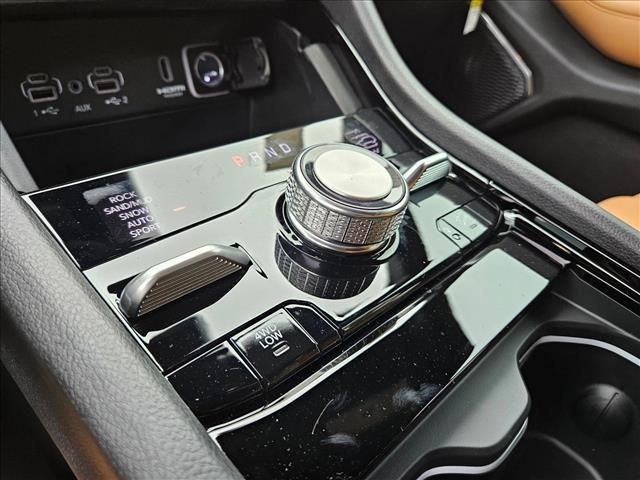 new 2025 Jeep Grand Cherokee car, priced at $54,897