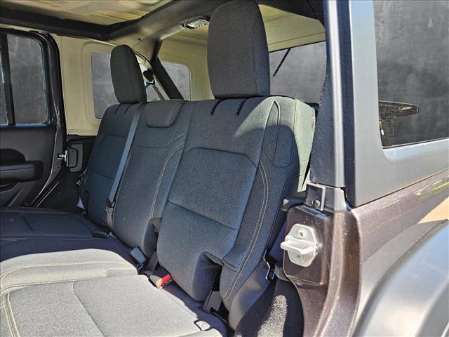 new 2025 Jeep Wrangler car, priced at $40,316