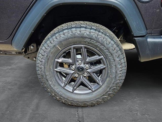 new 2025 Jeep Wrangler car, priced at $40,316