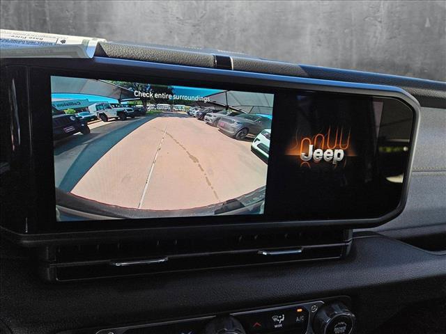 new 2025 Jeep Wrangler car, priced at $40,316