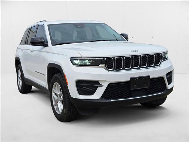 used 2024 Jeep Grand Cherokee car, priced at $29,408