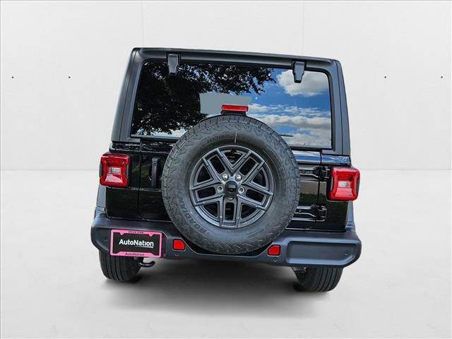new 2025 Jeep Wrangler car, priced at $41,077