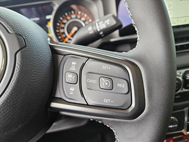 new 2025 Jeep Gladiator car, priced at $45,599