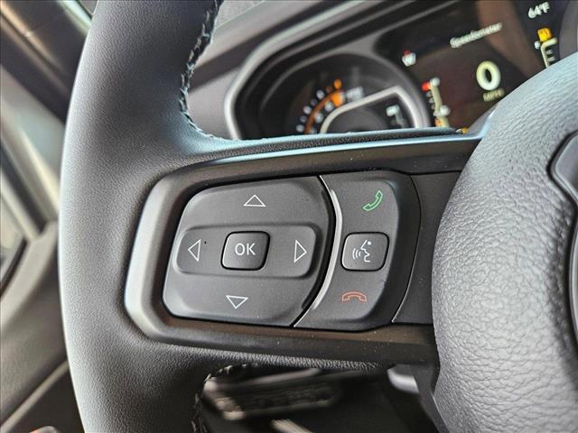 new 2025 Jeep Gladiator car, priced at $45,599