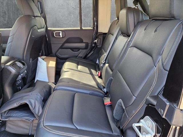 new 2025 Jeep Wrangler car, priced at $48,170