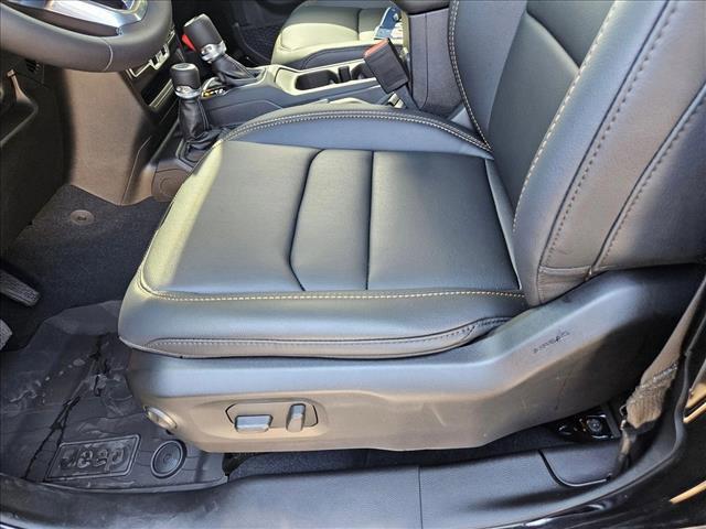new 2025 Jeep Wrangler car, priced at $48,170