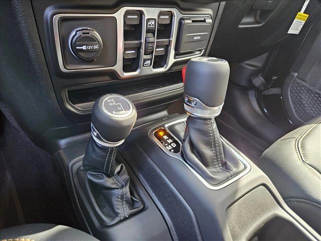 new 2025 Jeep Wrangler car, priced at $48,170