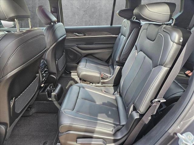 new 2025 Jeep Grand Cherokee L car, priced at $48,301