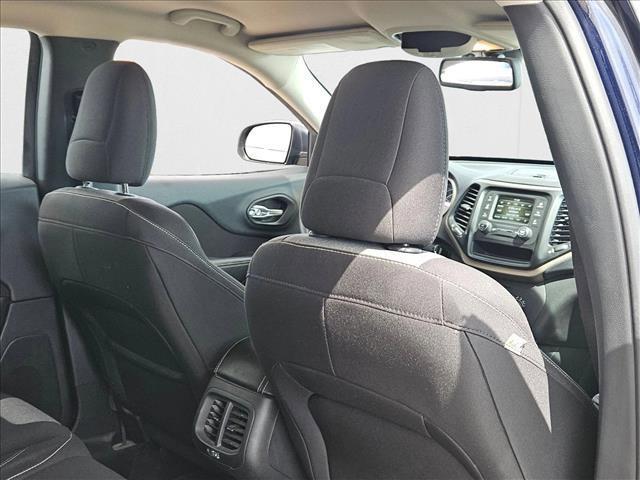 used 2014 Jeep Cherokee car, priced at $7,985