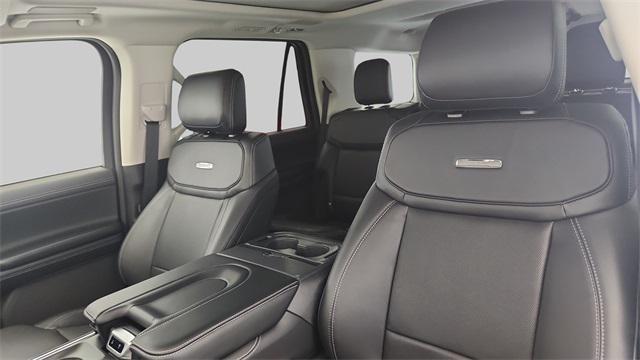 new 2025 Ford Expedition car, priced at $80,025
