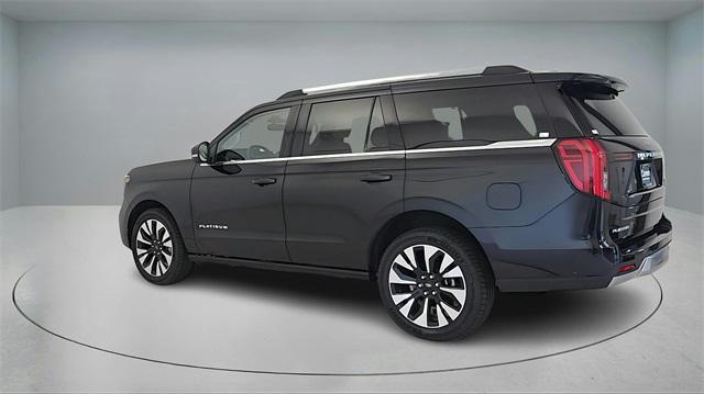 new 2025 Ford Expedition car, priced at $80,025