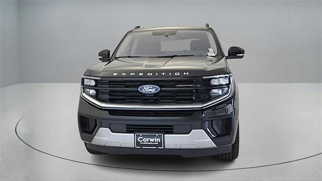 new 2025 Ford Expedition car, priced at $80,025