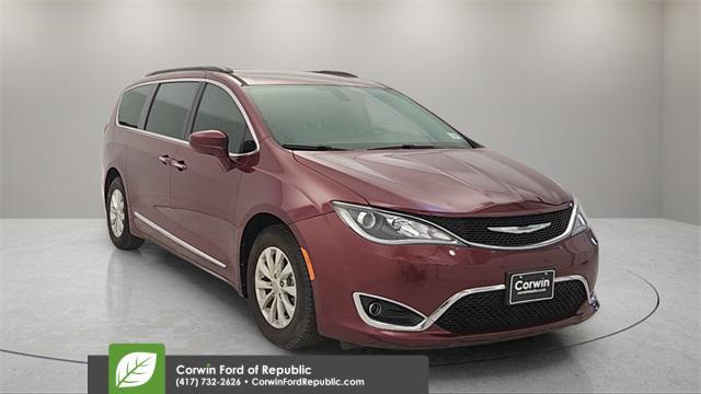 used 2017 Chrysler Pacifica car, priced at $10,890