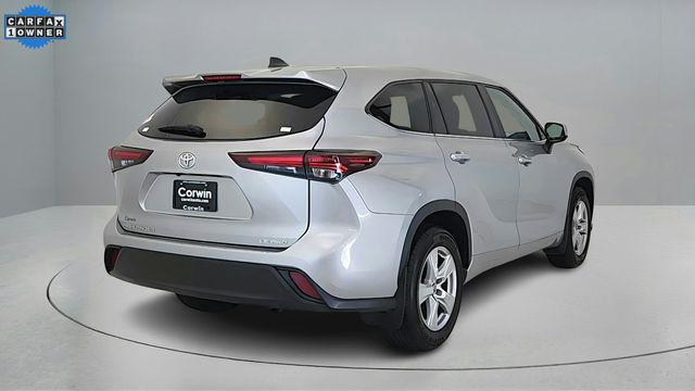 used 2024 Toyota Highlander car, priced at $31,989