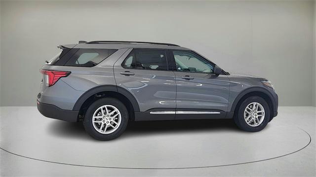 new 2025 Ford Explorer car, priced at $40,048
