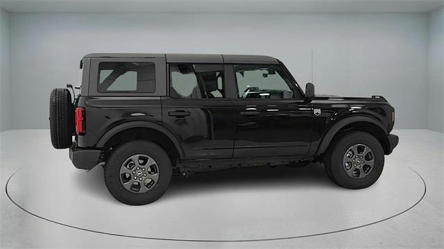 new 2025 Ford Bronco car, priced at $45,965